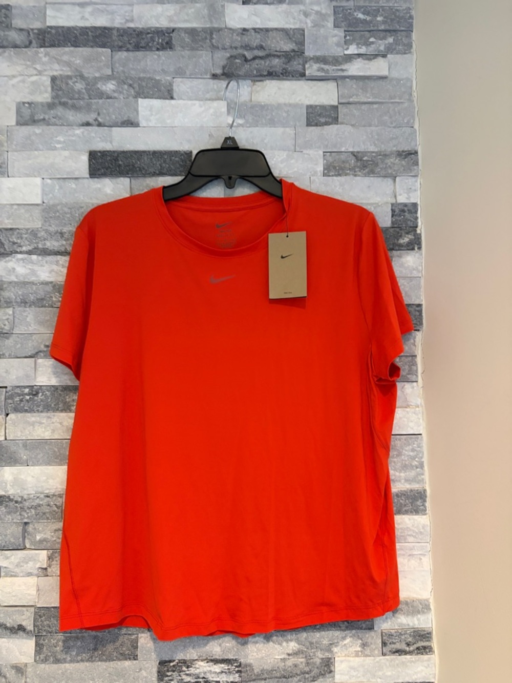 Nike One women's short-sleeve t-shirt new with tags size large